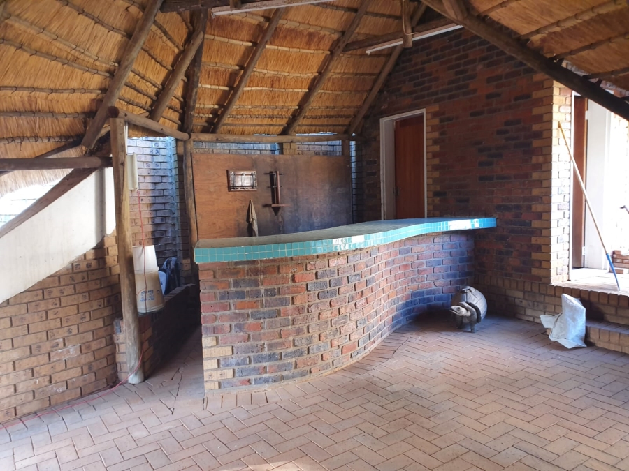5 Bedroom Property for Sale in Cashan North West